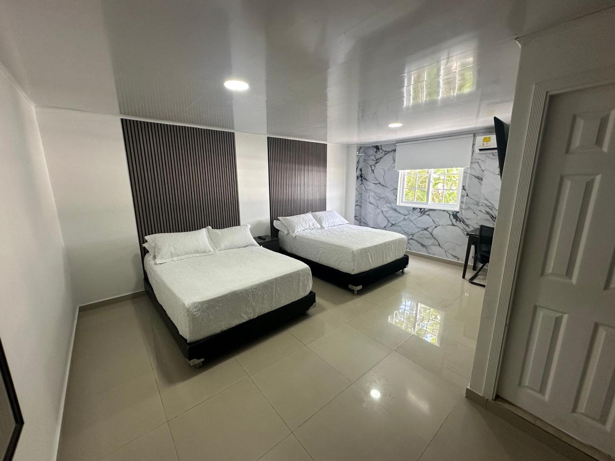 Apartahotel Plaza San Andrés エクステリア 写真