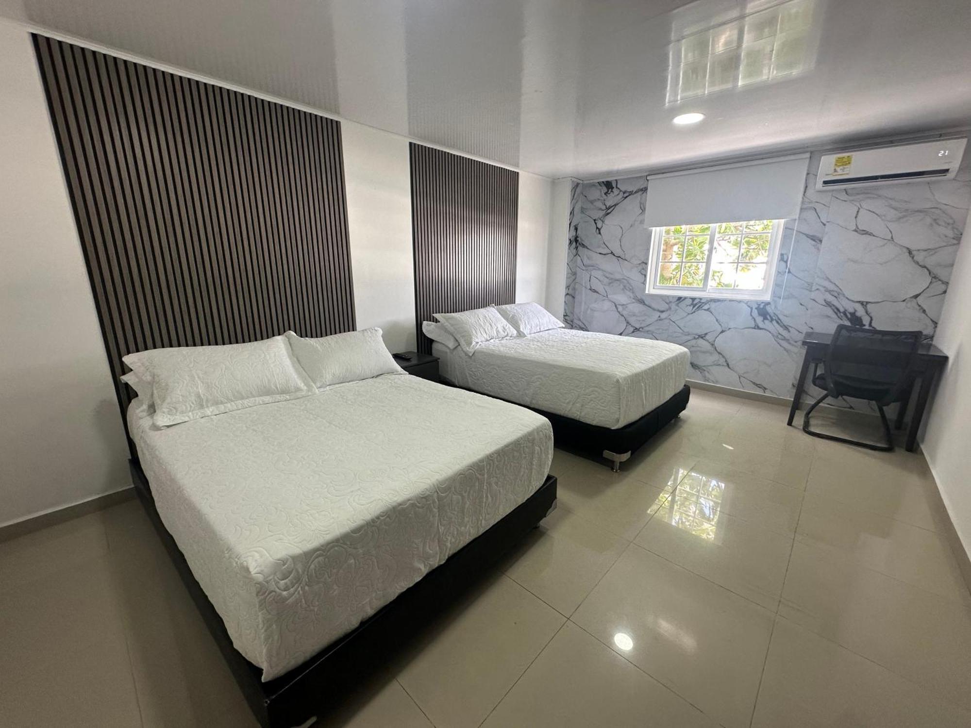 Apartahotel Plaza San Andrés エクステリア 写真