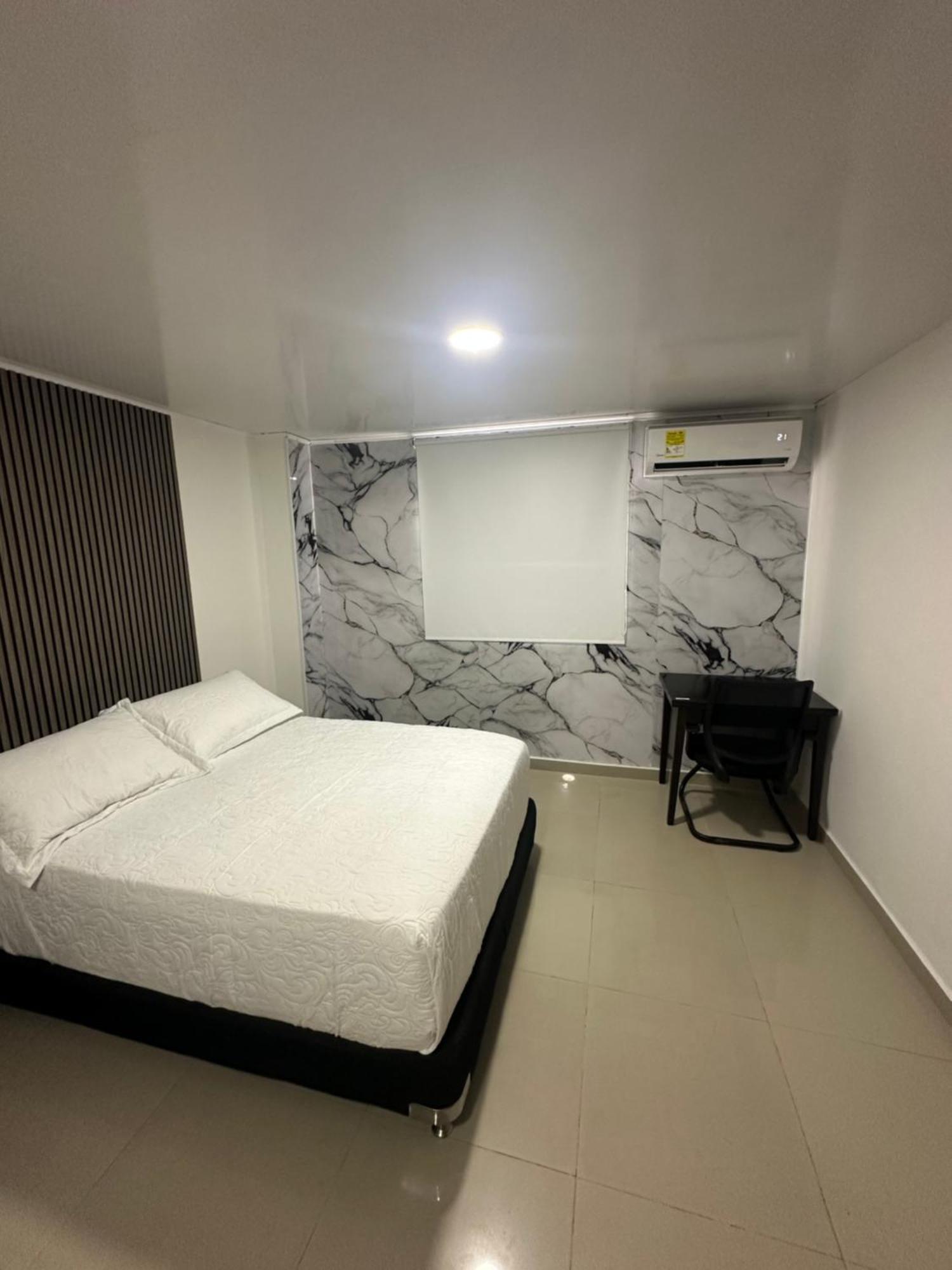 Apartahotel Plaza San Andrés エクステリア 写真