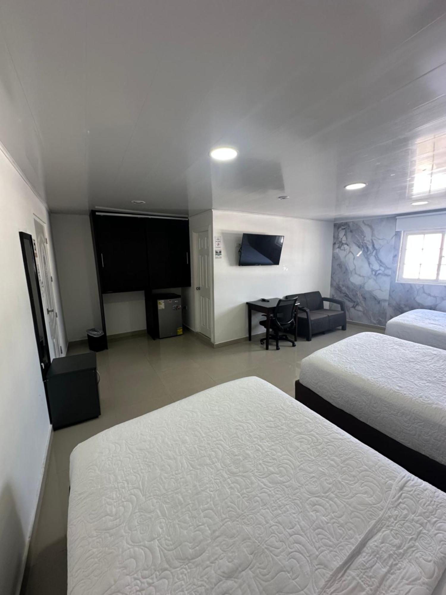Apartahotel Plaza San Andrés エクステリア 写真