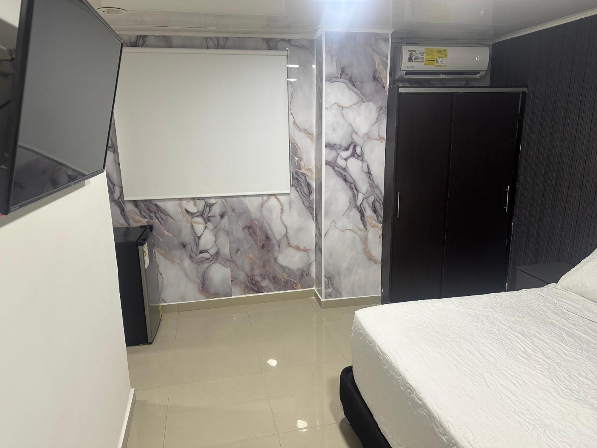 Apartahotel Plaza San Andrés エクステリア 写真