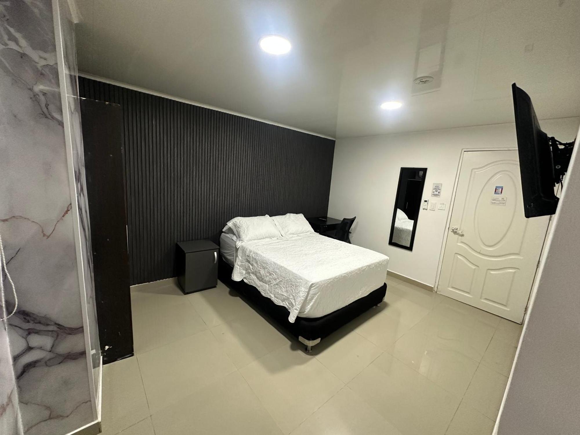 Apartahotel Plaza San Andrés エクステリア 写真